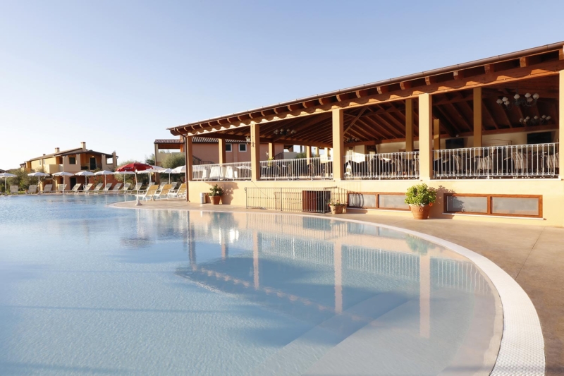 Marina Rey Beach Resort